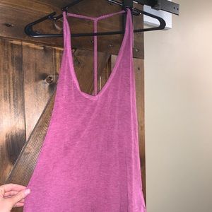 Purple/pink tank crossfit workout